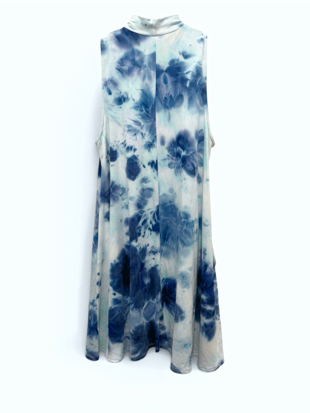 Vanilla Bay Blue & White Tie-Dye Sleeveless Dress - Picture 3 of 5